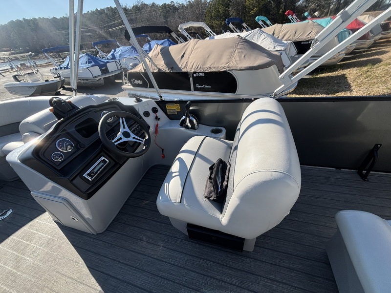 BENTLEY Pontoon Boats For Sale by owner | 2020 BENTLEY 200 Cruise 